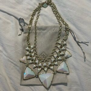 Kendra Scott necklace